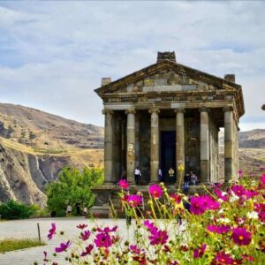 Garni – Geghard – Azat Canyon – Lavash Baking