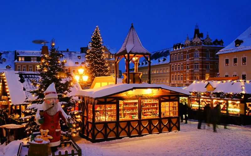 New Year tours in Europe